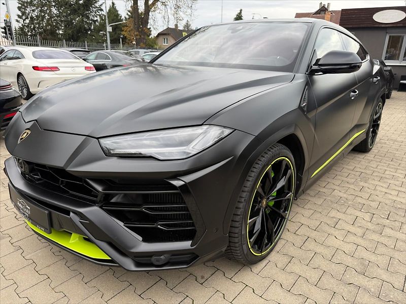 Lamborghini Urus 4.0 V8 Ceramic - fotka 5 z 25
