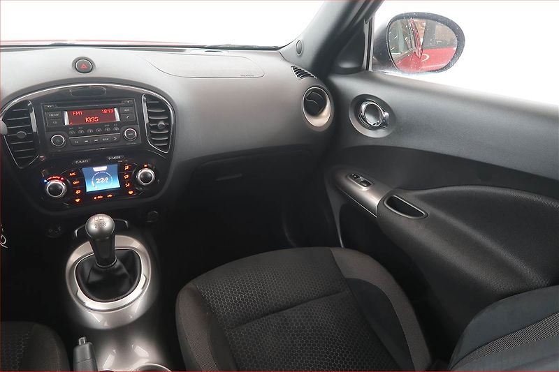 Nissan Juke (2013) 1.6 i, ČR,1.maj, Serv.kniha - fotka 8 z 16