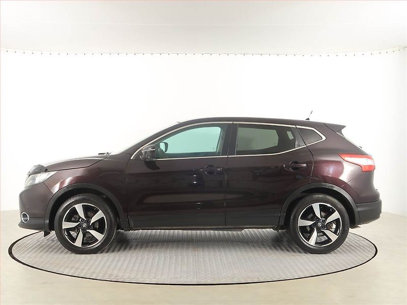 Nissan Qashqai (2015) Acenta 1.6 DIG-T, LPG - fotka 3 z 17