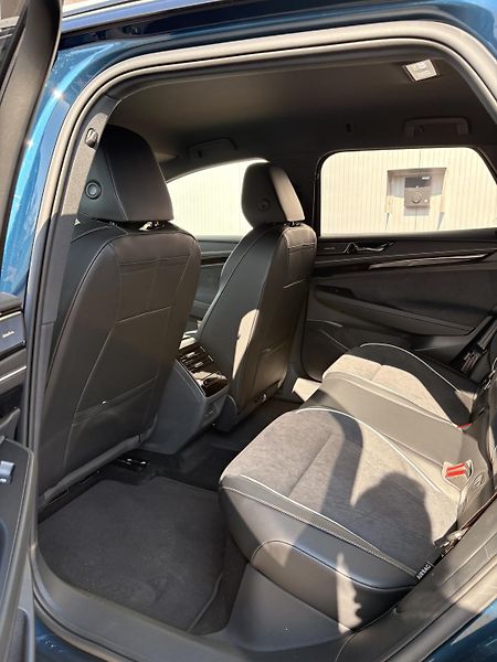 Volkswagen ID.7 Tourer (2026)  Pro S People 210 kW, 86 kWh - fotka 24 z 26