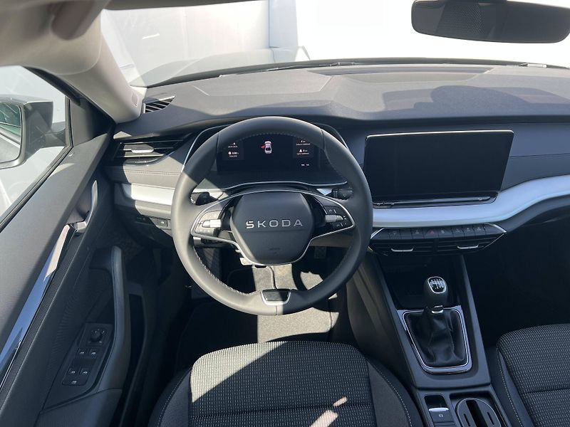 Škoda Octavia (2026) Classic  6MP 1,5TSI - fotka 4 z 6