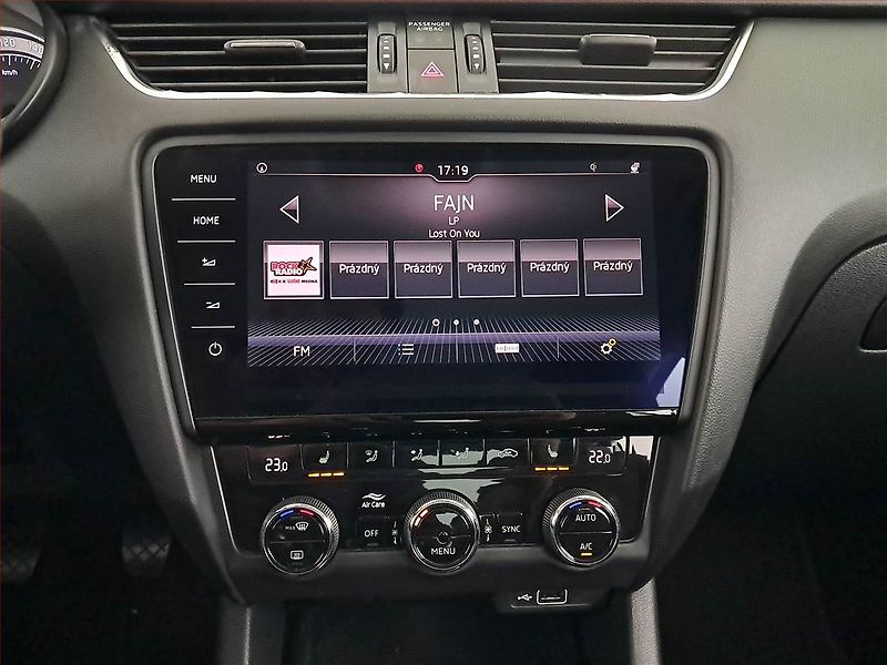 Škoda Octavia (2018) Style Plus 1.0 TSI, Serv.kniha - fotka 12 z 22