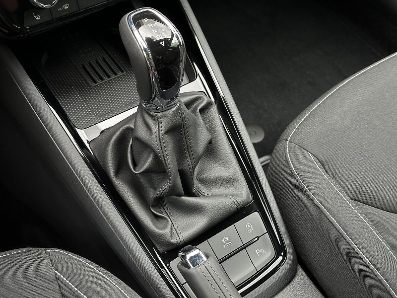 Škoda Kamiq 1.0TSi DSG Monte Carlo 116PS M - fotka 30 z 38