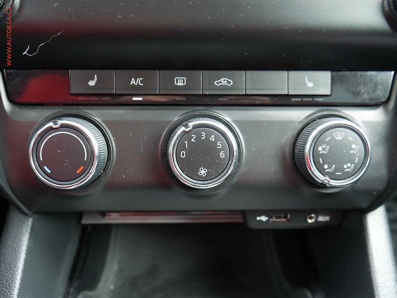 Škoda Octavia (2015) 1.4G-TEC, ČR, Ambition - fotka 14 z 15