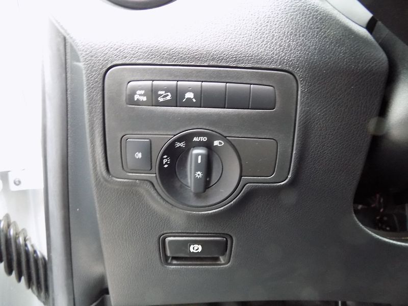 Mercedes-Benz Vito (2020) 114CDI/Extra-Long/4x4/Full-LED - fotka 20 z 35