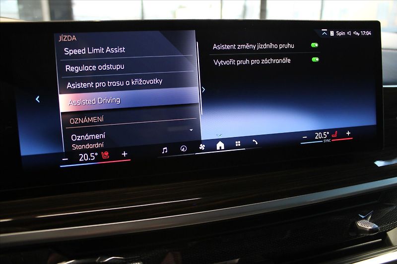 BMW X5 xDrive30d M Sport DAProf/NezTo - fotka 20 z 35
