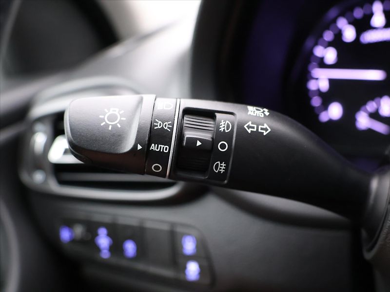 Hyundai i30 1.5 T-GDI Mild LED CZ - fotka 17 z 33