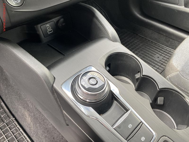 Ford Focus (2023) 1.5 EcoBoost, Active, AT, LED - fotka 16 z 19