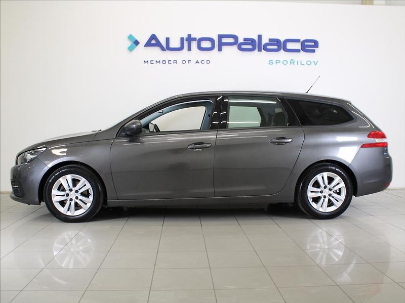 Peugeot 308 1,2 PT 81kW 1.maj.ČR 59tkm! - fotka 5 z 22