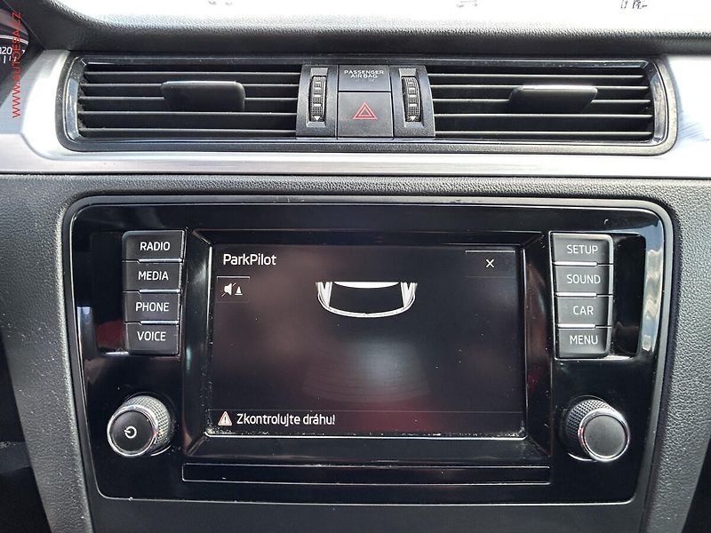 Škoda Rapid (2016) 1.2TSI, ScoutLine - fotka 17 z 19
