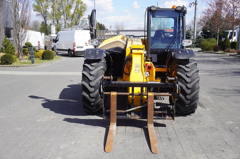 JCB (2018) 526-56 AGRI Plus / 5.6 m - fotka 2 z 24