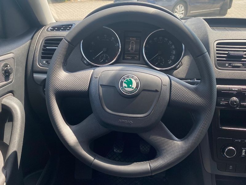 Škoda Yeti (2012) 1.2 TSi 77 kW - fotka 9 z 17