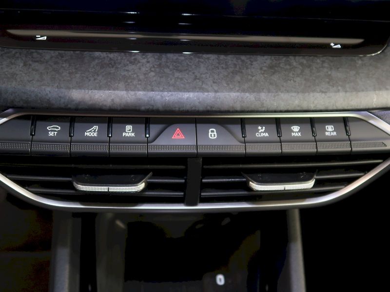 Škoda Octavia (2026) TOP SELECTION 2.0TDI 110KW DSG - fotka 35 z 47