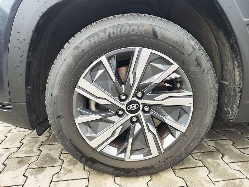 Hyundai Tucson 1.6 T-GDI/110kW Smart Navi DCT - fotka 33 z 34
