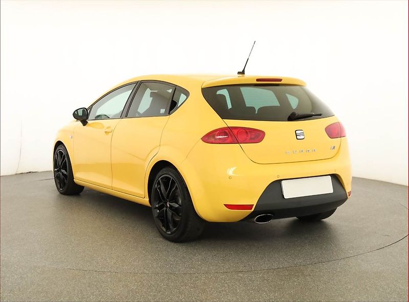 Seat Leon (2010) 2.0 TSI Cupra R, Navi, Xenony - fotka 4 z 18