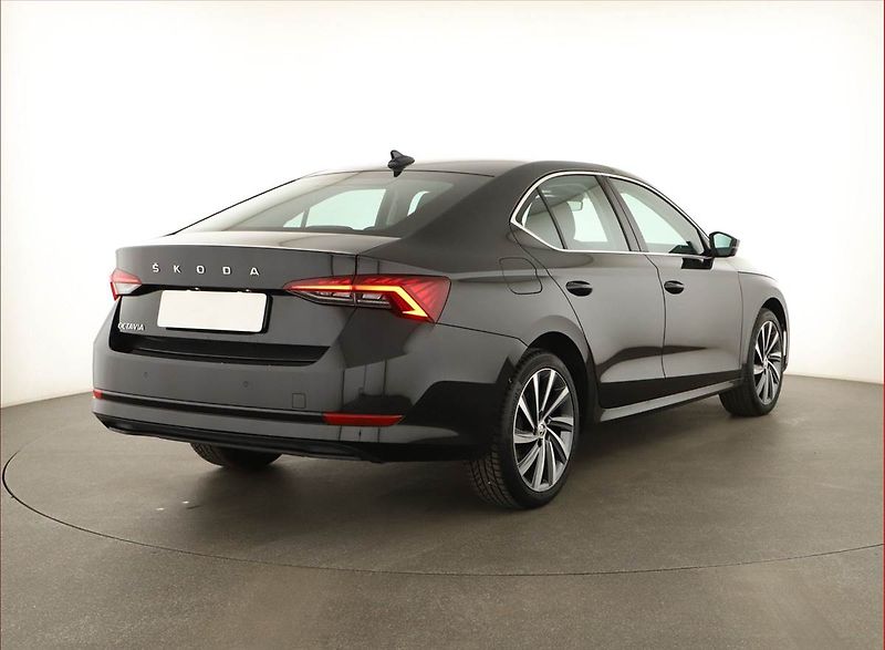 Škoda Octavia (2022) 1.5 TSI - fotka 5 z 14