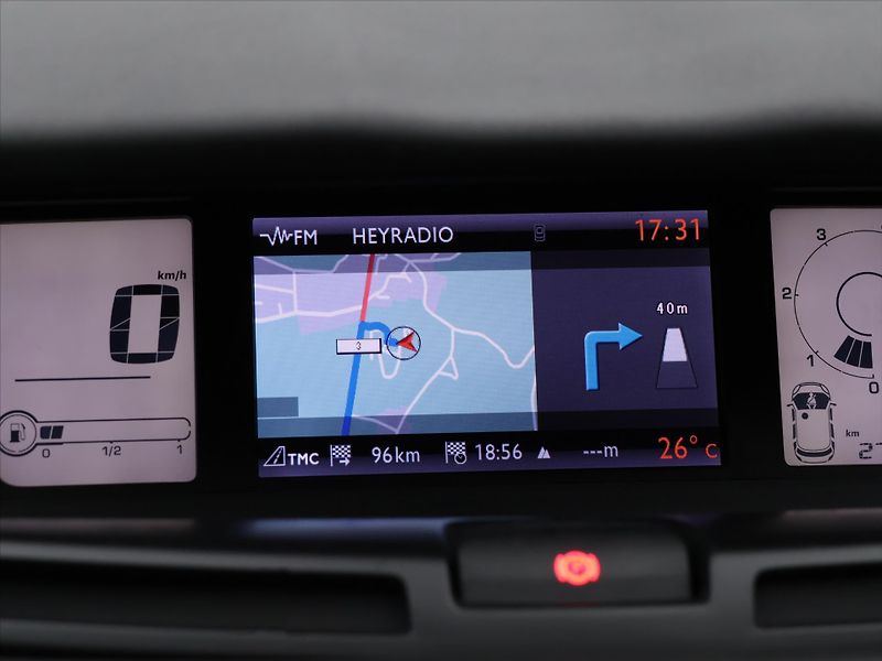 Citroën C4 Picasso 2,0 HDi 110 kW Tendance Tažné - fotka 21 z 26