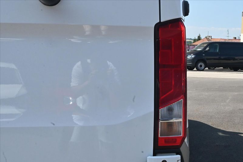 Volkswagen Crafter 2,0 TDI 103 kW L2H2 Navi Kamer - fotka 27 z 28