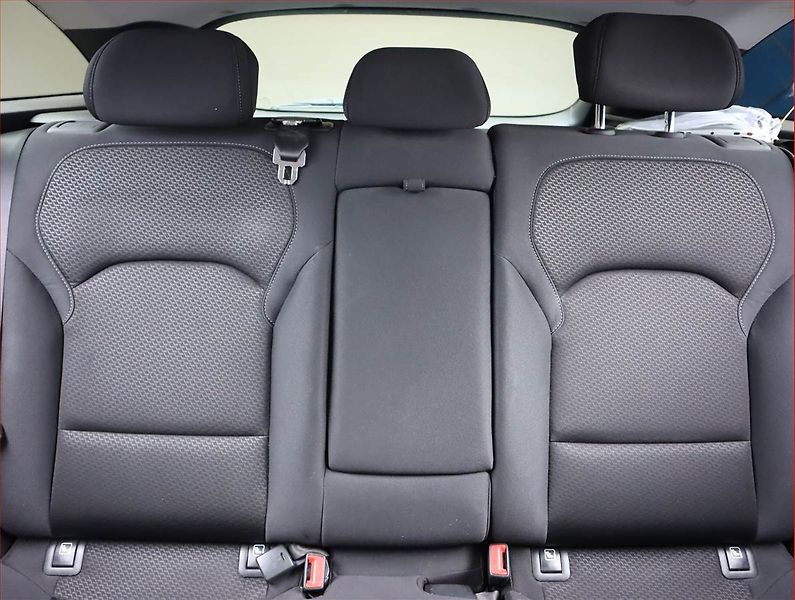 Hyundai i30 (2018) 1.4 T-GDI, Serv.kniha, Navi - fotka 10 z 22