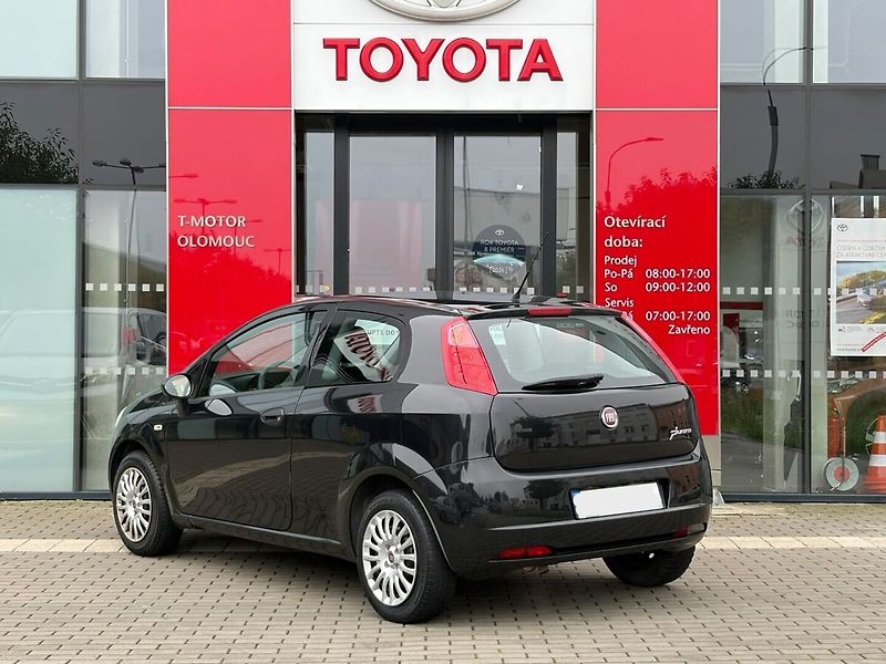 Fiat Punto 1.2 - fotka 2 z 14