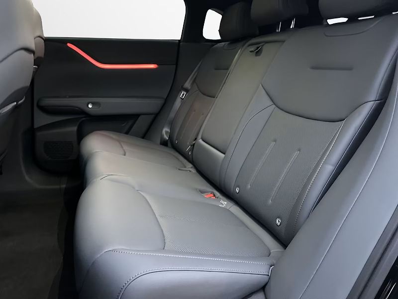 Xpeng G6 AWD Performance - fotka 9 z 11