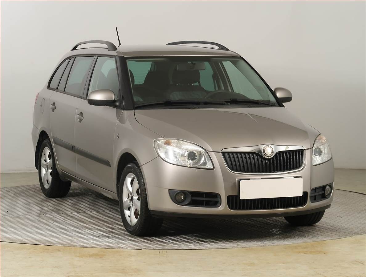 Škoda Fabia 1.4 16V, po STK, udržované