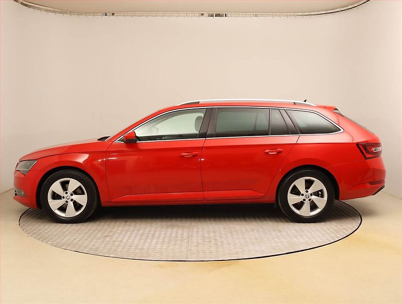 Škoda Superb (2016) 2.0 TDI, Serv.kniha, Kůže - fotka 3 z 21