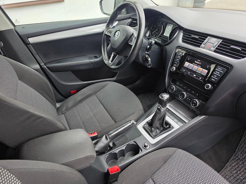 Škoda Octavia (2014) 1.4 TSi 103 Kw - fotka 18 z 21