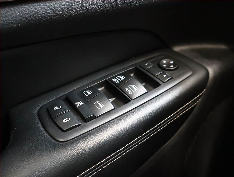 Jeep Grand Cherokee (2015) 3.6 V6, 4X4, Automat, Kůže - fotka 17 z 23