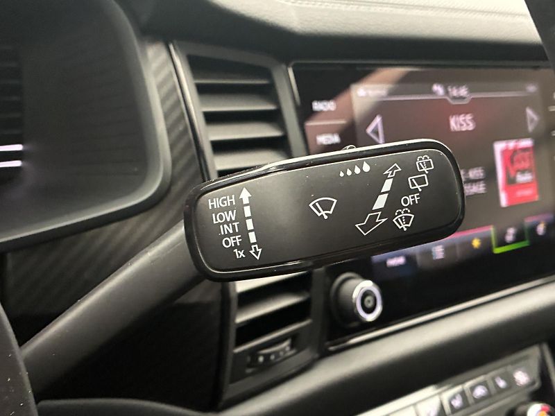 Škoda Kodiaq 2,0 TDI DSG 4x4 Sportline DPH - fotka 21 z 35
