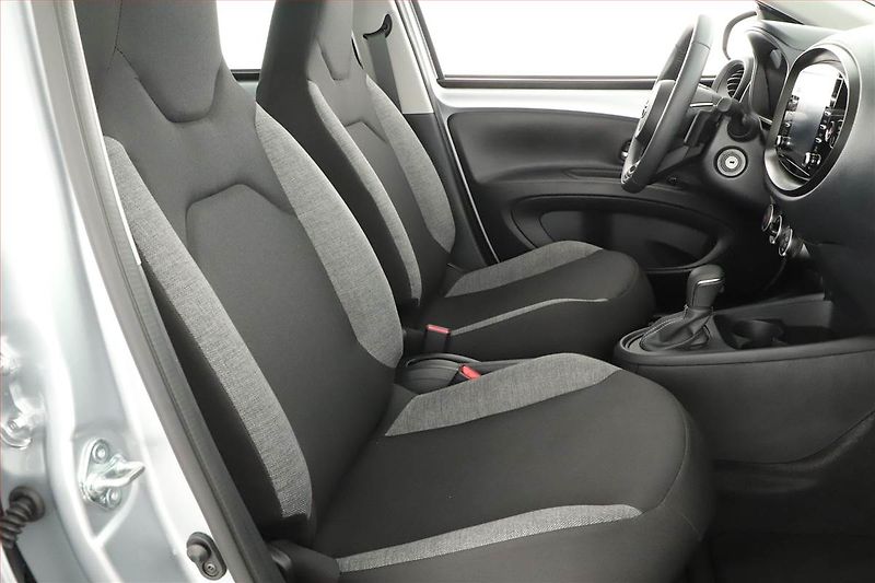 Toyota Aygo (2023) 1.0, Automat, ČR,1.maj - fotka 7 z 14