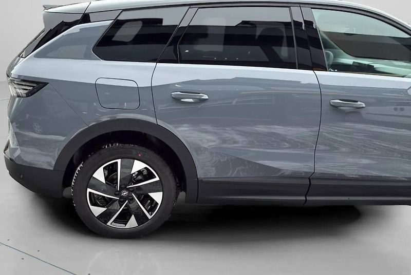 Opel Grandland (2026) GS Hybrid 1.2 TURBO (107kW/145 - fotka 20 z 23