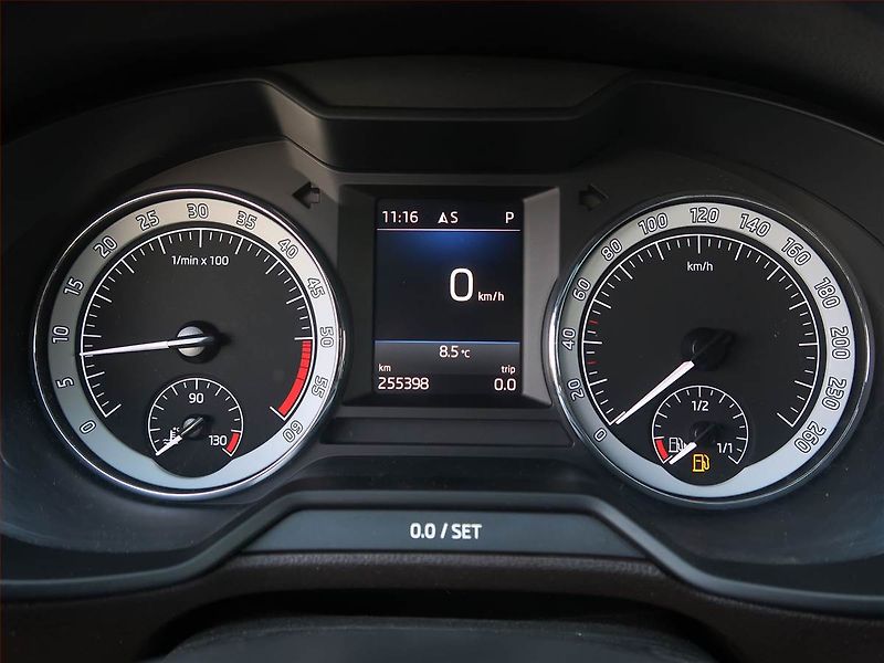 Škoda Octavia (2017) Laurin&Klement 2.0 TDI, 4X4 - fotka 11 z 18