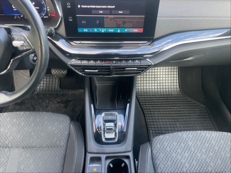 Škoda Octavia 2,0 TDI Style DSG - fotka 10 z 11