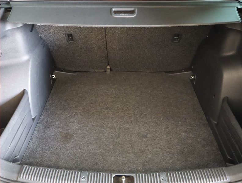 Škoda Fabia (2012) Ambiente 1.2 TSI, Eko.zaplacen - fotka 14 z 18