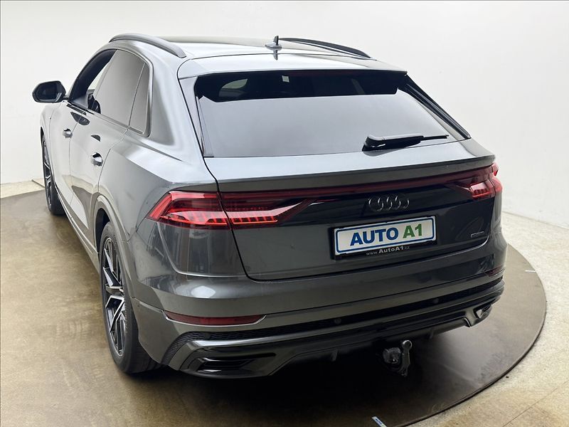 Audi Q8 3,0 S-LINE ZÁRUKA HUD B&O TZ - fotka 6 z 52