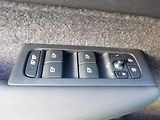 Volvo XC40 T2 1,5 FWD Essential 95 kW - náhled 15