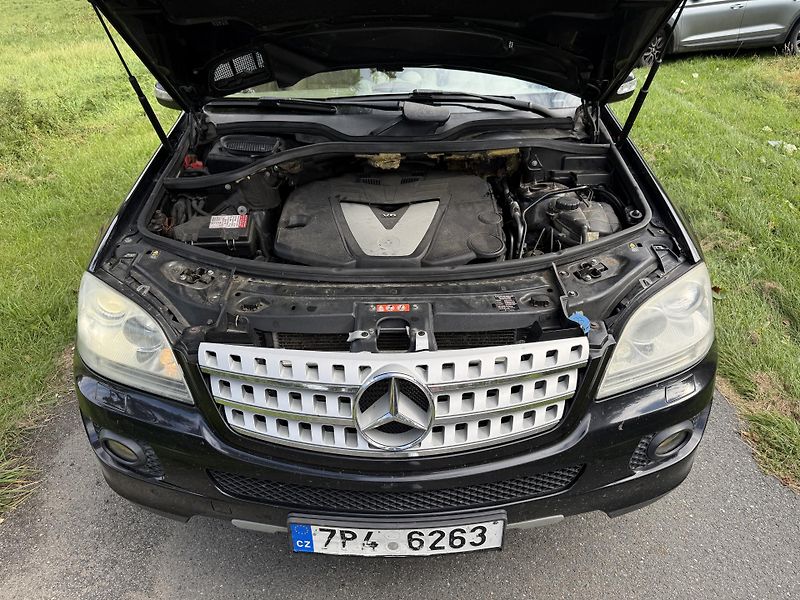 Mercedes-Benz Třídy M (2007) ML 320 CDi 4Matic 165kw - fotka 20 z 20