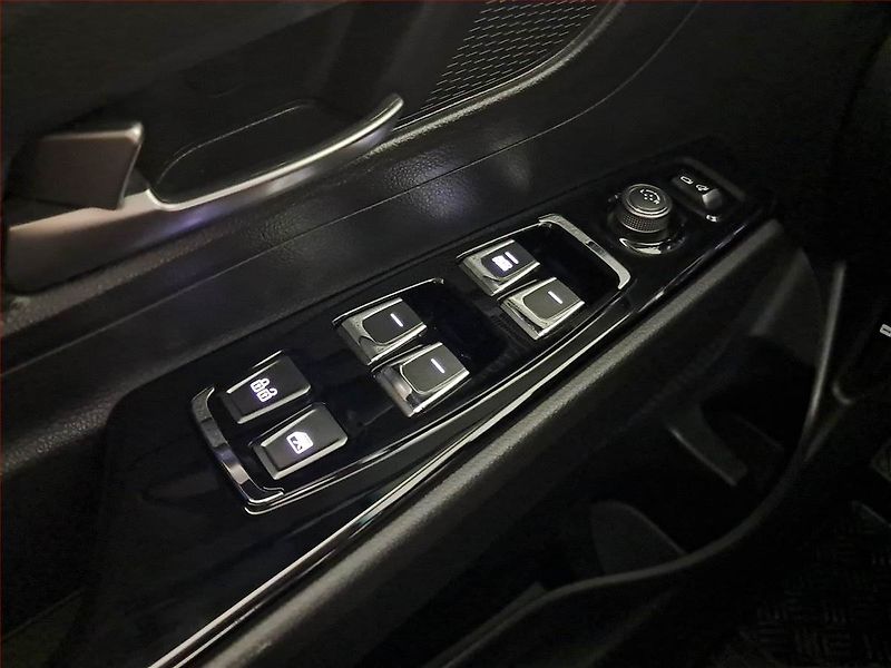 SsangYong Korando (2022) 1.5 T-GDI, 4X4, Automat, ČR - fotka 16 z 23