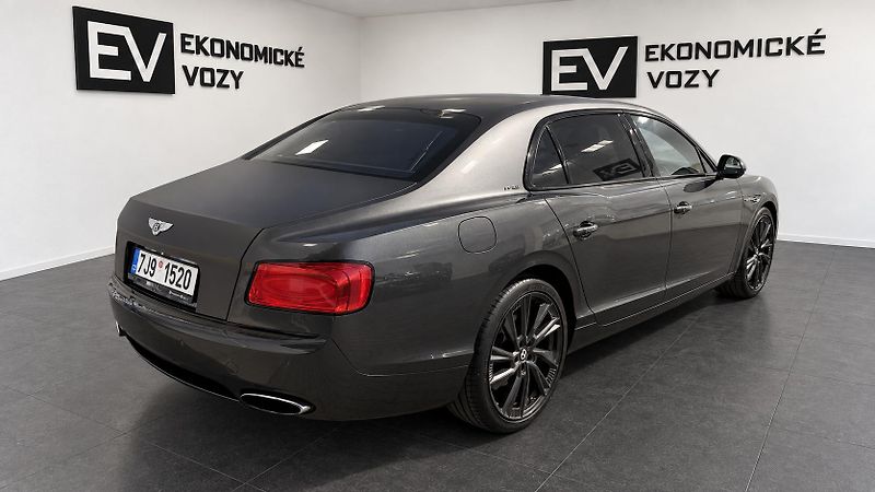 Bentley Flying Spur (2016) 6.0 W12,630PS-335KM/HOD,KRÁSNÝ - fotka 6 z 55