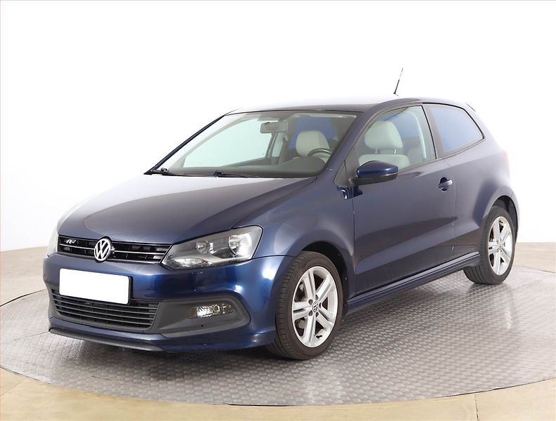 Volkswagen Polo (2013) 1.2 TSI, Serv.kniha - fotka 2 z 15