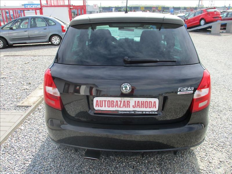 Škoda Fabia 1,2 TSI, digi klima, serviska, - fotka 6 z 33