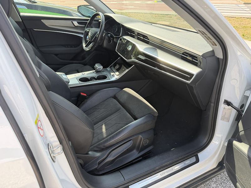 Audi A6 Allroad 3,0TDI QUATTRO - fotka 8 z 17