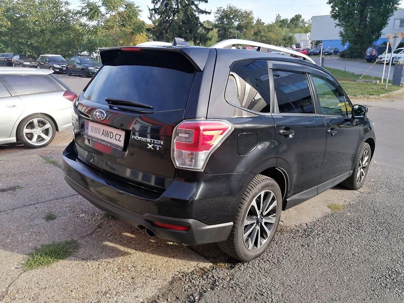 Subaru Forester (2018) 2.0XT sport MY2018 - fotka 6 z 19