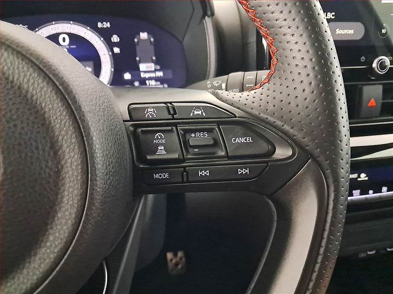 Toyota Yaris Cross (2024) GR Sport 1.5 VVT-iE - fotka 19 z 21