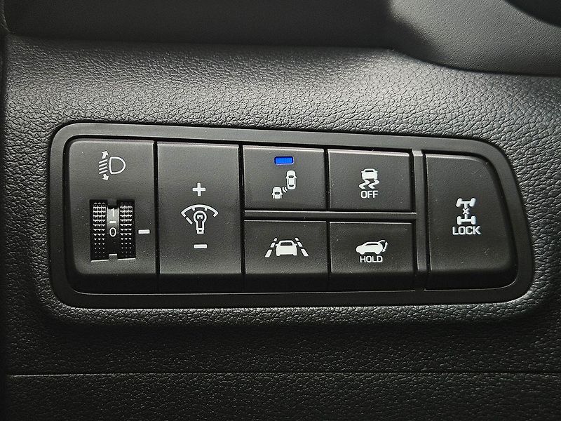 Hyundai Tucson 2,0D N-Line Premium,4x4, 1.maj - fotka 19 z 44