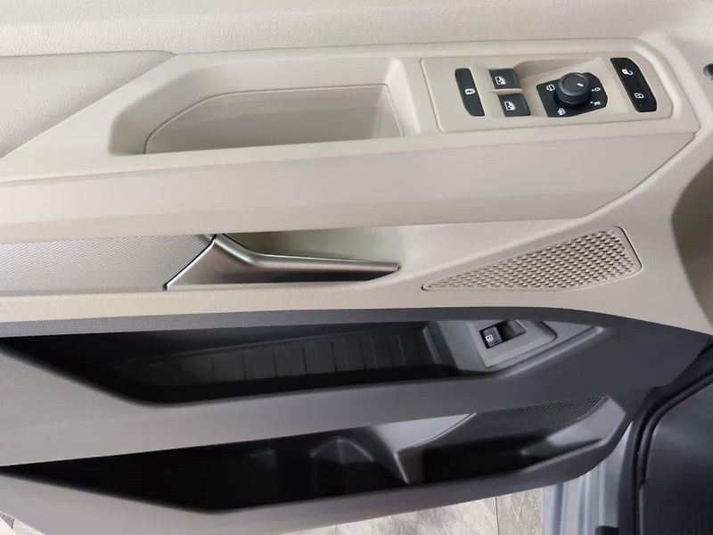 Volkswagen California eHybrid 4M Coast DCC 360 Taž - fotka 12 z 15