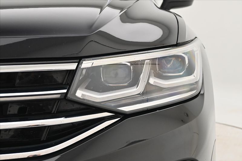 Volkswagen Tiguan Allspace 2,0 TDI 147 kW DSG Elegance 4M - fotka 32 z 34