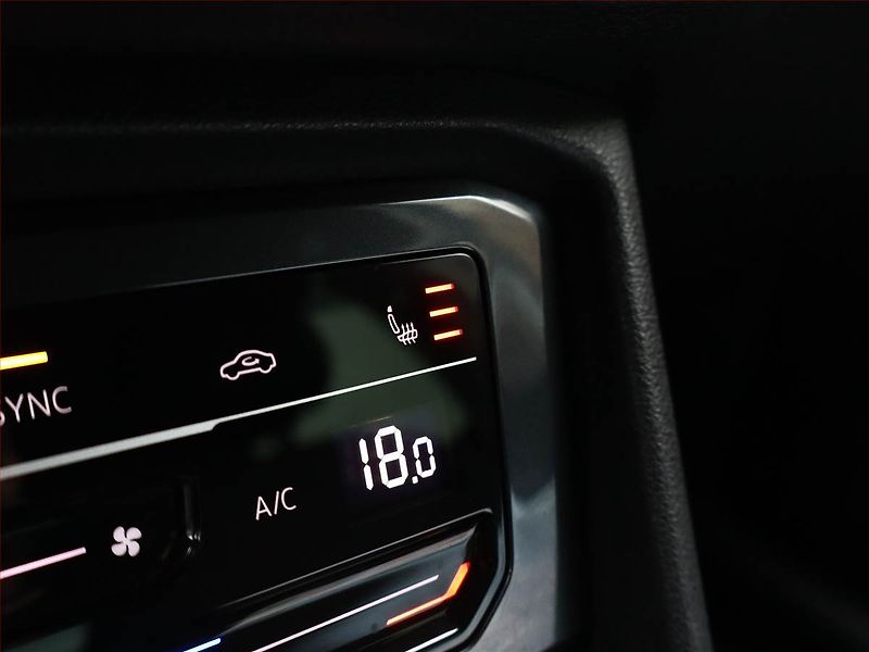 Volkswagen Tiguan (2020) Life 1.5 TSI - fotka 18 z 20