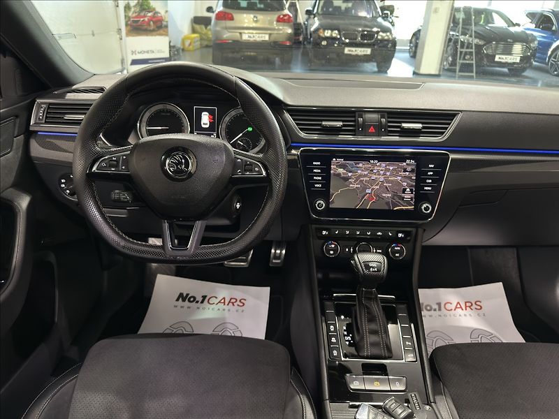 Škoda Superb 2,0   TDI 4x4 DSG SPORTLINE - fotka 23 z 39